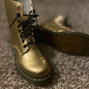 *EUC* Dr. Martens AirWick Classics